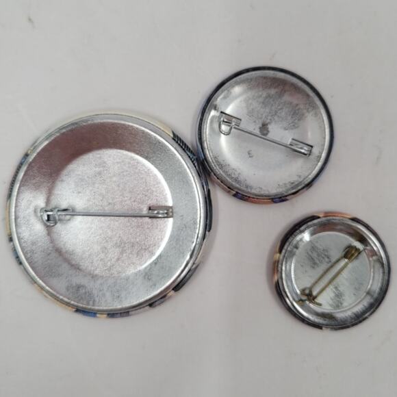 Vintage Duran Duran 80s Pin Trio Music Button Set Iconic Band Merch - Picture 3 of 7